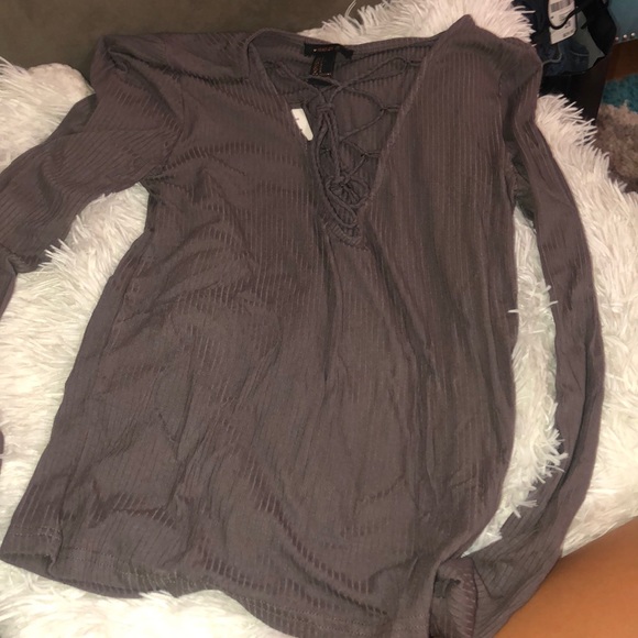 Lace up front long sleeve shirt - Picture 1 of 1